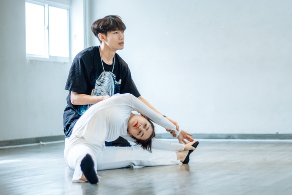 Chi Pu: Hát chưa hay nhưng luôn biết cách làm mình trở nên thu hút - Ảnh 4. Chi Pu: Hát chưa hay nhưng luôn biết cách làm mình trở nên thu hút - Ảnh 4.