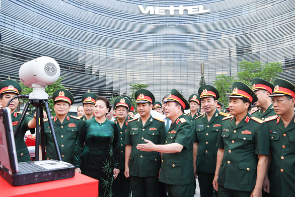 Chủ tịch Quốc hội: Viettel cần nâng hạng về viễn thông ở châu Á - Ảnh 2. Chủ tịch Quốc hội: Viettel cần nâng hạng về viễn thông ở châu Á - Ảnh 2.