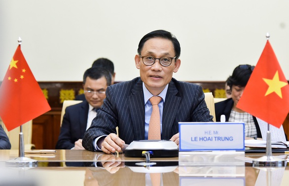 Việt Nam và Trung Quốc họp trực tuyến, bàn về tình hình quốc tế và Biển Đông - Ảnh 1. Việt Nam và Trung Quốc họp trực tuyến, bàn về tình hình quốc tế và Biển Đông - Ảnh 1.
