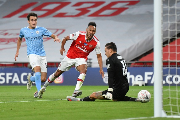 Aubameyang rực sáng, Arsenal hạ Man City vào chung kết Cúp FA - Ảnh 3. Aubameyang rực sáng, Arsenal hạ Man City vào chung kết Cúp FA - Ảnh 3.