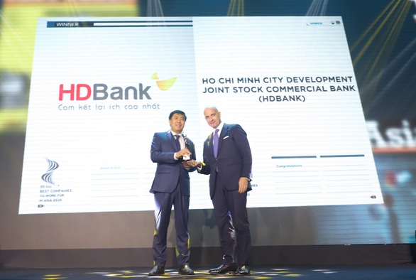 HDBank ba năm liền vào danh sách ‘Nơi làm việc tốt nhất châu Á’ - Ảnh 1. HDBank ba năm liền vào danh sách ‘Nơi làm việc tốt nhất châu Á’ - Ảnh 1.