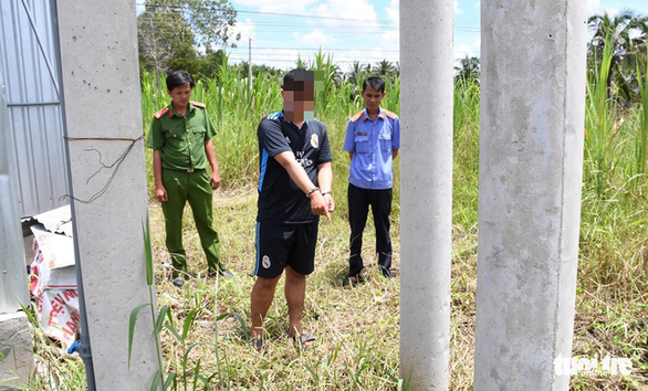 Bắt thanh niên 18 tuổi cướp tài sản, hiếp dâm chủ quán nước - Ảnh 1. Bắt thanh niên 18 tuổi cướp tài sản, hiếp dâm chủ quán nước - Ảnh 1.