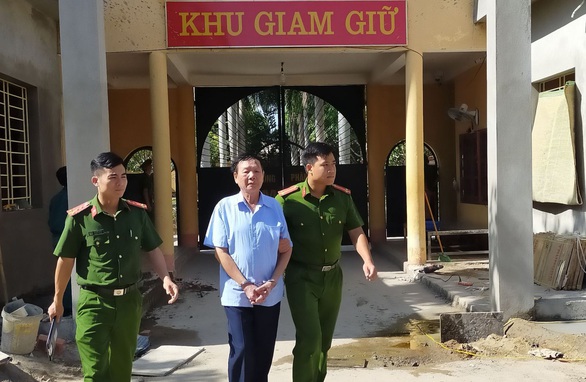Tạm giam 3 tháng người đàn ông tung thư nặc danh vu khống nữ bí thư huyện ủy - Ảnh 1. Tạm giam 3 tháng người đàn ông tung thư nặc danh vu khống nữ bí thư huyện ủy - Ảnh 1.