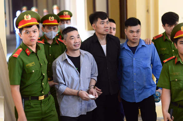 Đề nghị tử hình Văn Kính Dương và 4 đồng phạm - Ảnh 1. Đề nghị tử hình Văn Kính Dương và 4 đồng phạm - Ảnh 1.