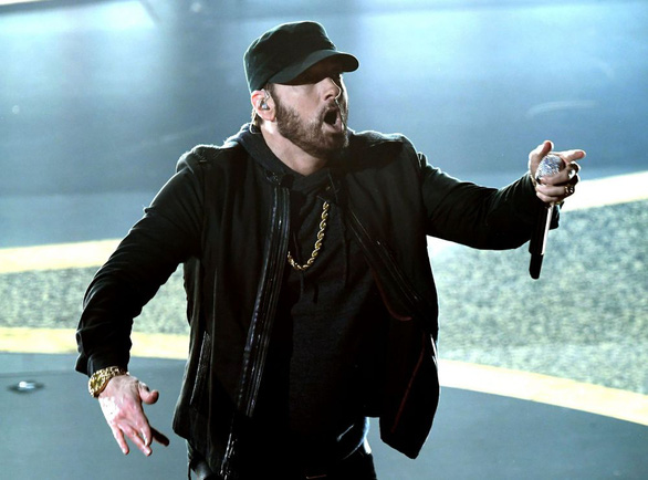 Mariah Carey ra hồi ký, rapper Eminem hốt hoảng: Chắc lại toàn kể xấu tôi! - Ảnh 4. Mariah Carey ra hồi ký, rapper Eminem hốt hoảng: Chắc lại toàn kể xấu tôi! - Ảnh 4.