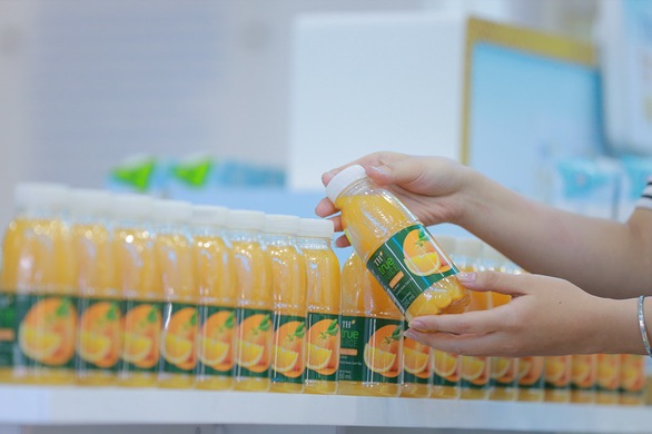 Bác sĩ dinh dưỡng Nguyễn Thị Lâm hướng dẫn chọn và sử dụng nước trái cây đúng cách - Ảnh 2. Bác sĩ dinh dưỡng Nguyễn Thị Lâm hướng dẫn chọn và sử dụng nước trái cây đúng cách - Ảnh 2.