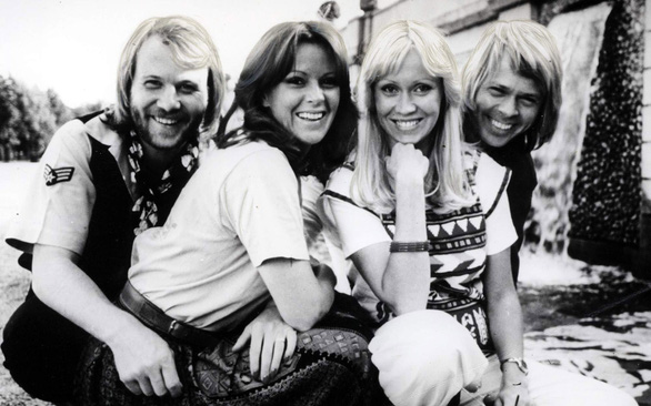Nhóm nhạc ABBA quay trở lại và phát hành bài hát vào năm tới - Ảnh 4.