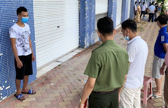 Bắt 6 nghi phạm tổ chức cho người Trung Quốc nhập cảnh trái phép - Ảnh 1. Bắt 6 nghi phạm tổ chức cho người Trung Quốc nhập cảnh trái phép - Ảnh 1.