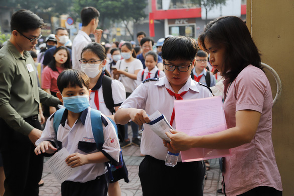 Công tía đáp án và đề tham khảo tuyển chọn sinh lớp 6 Trường trung học phổ thông chuyên nghiệp Trần Đại Nghĩa - Hình ảnh 1.