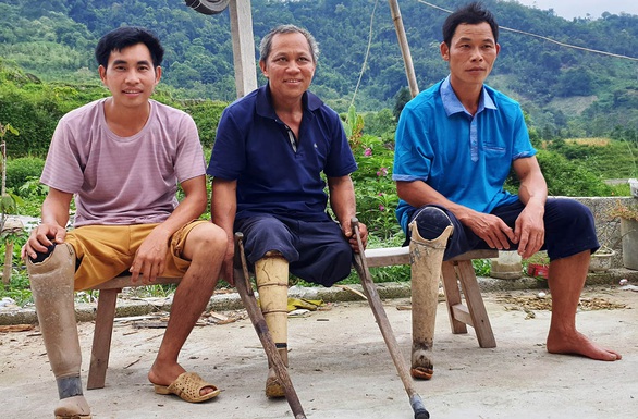 Tìm máu xương đồng đội ở chiến địa Vị Xuyên - Kỳ cuối: Nỗi đau hậu chiến chưa nguôi - Ảnh 1. Tìm máu xương đồng đội ở chiến địa Vị Xuyên - Kỳ cuối: Nỗi đau hậu chiến chưa nguôi - Ảnh 1.