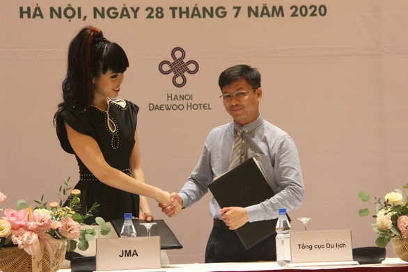 Lên kế hoạch quảng bá du lịch Việt ra nước ngoài, chờ đón sóng hậu COVID-19 - Ảnh 1. Lên kế hoạch quảng bá du lịch Việt ra nước ngoài, chờ đón sóng hậu COVID-19 - Ảnh 1.
