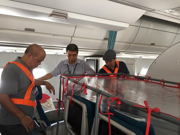 Buồng áp lực dương lọc virus trên chuyến bay đến Guinea Xích đạo - Ảnh 1. Buồng áp lực dương lọc virus trên chuyến bay đến Guinea Xích đạo - Ảnh 1.