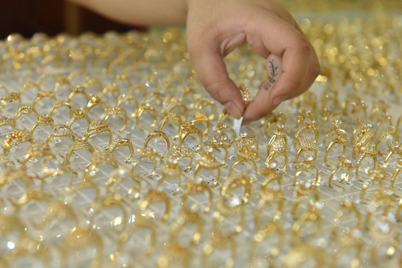 Giá vàng SJC tăng nhẹ, chênh lệch trong nước - thế giới 2,78 triệu đồng/lượng - Ảnh 1. Giá vàng SJC tăng nhẹ, chênh lệch trong nước - thế giới 2,78 triệu đồng/lượng - Ảnh 1.