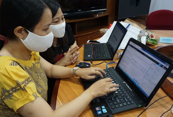 58 bệnh nhân được bảo hiểm y tế chi trả trên 1 tỉ đồng - Ảnh 2. 58 bệnh nhân được bảo hiểm y tế chi trả trên 1 tỉ đồng - Ảnh 2.