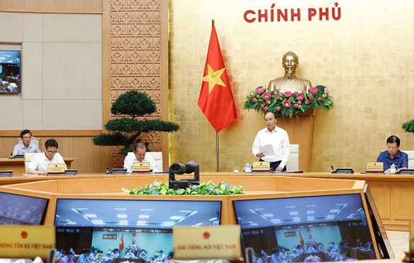 Thủ tướng: Dịch đã lây ra cộng đồng nhiều ngày, chưa tìm được dấu F0 - Ảnh 1. Thủ tướng: Dịch đã lây ra cộng đồng nhiều ngày, chưa tìm được dấu F0 - Ảnh 1.