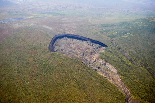 Cổng địa ngục ở Siberia ngày càng mở rộng đáng báo động - Ảnh 2. Cổng địa ngục ở Siberia ngày càng mở rộng đáng báo động - Ảnh 2.