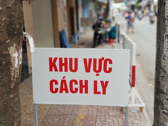 Hai ca COVID-19 mới ở Hải Dương và Quảng Nam, Việt Nam có 1.016 ca - Ảnh 1. Hai ca COVID-19 mới ở Hải Dương và Quảng Nam, Việt Nam có 1.016 ca - Ảnh 1.