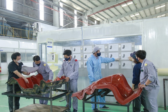 THACO xuất khẩu khung ghế composite cho hãng RECARO (Nhật Bản) - Ảnh 2. THACO xuất khẩu khung ghế composite cho hãng RECARO (Nhật Bản) - Ảnh 2.