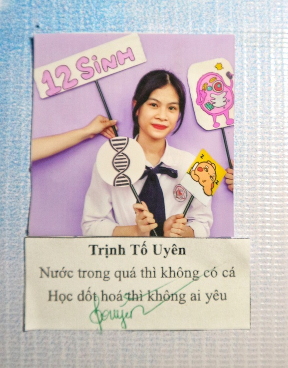 Kỷ yếu chụp như ảnh thẻ vẫn nhận ngàn tim vì các câu nói dễ thương - Ảnh 13. Kỷ yếu chụp như ảnh thẻ vẫn nhận ngàn tim vì các câu nói dễ thương - Ảnh 13.