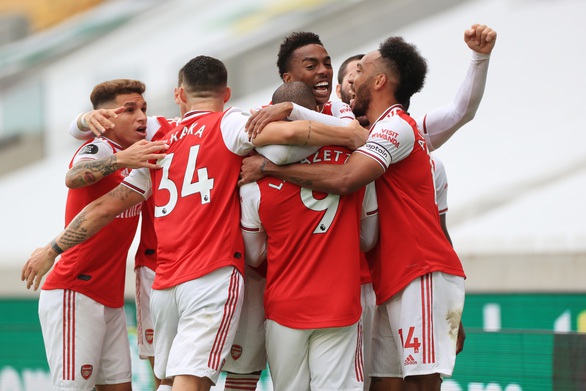 Thắng đậm Watford, Chelsea đòi lại vị trí thứ tư từ tay Man Utd - Ảnh 3. Thắng đậm Watford, Chelsea đòi lại vị trí thứ tư từ tay Man Utd - Ảnh 3.