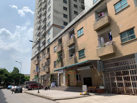 Gần 200 hộ dân Hà Nội kiện Sở Tài nguyên - môi trường và UBND TP. Hà Nội - Ảnh 1. Gần 200 hộ dân Hà Nội kiện Sở Tài nguyên - môi trường và UBND TP. Hà Nội - Ảnh 1.