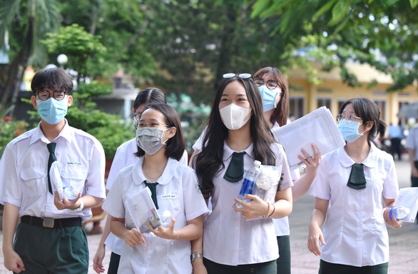 Đề thi văn tốt nghiệp THPT: Cho thí sinh không gian để bộc lộ cảm xúc - Ảnh 1. Đề thi văn tốt nghiệp THPT: Cho thí sinh không gian để bộc lộ cảm xúc - Ảnh 1.