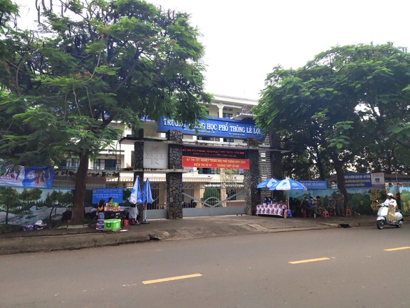 Mới thi 2 môn, nam sinh bị tai nạn phải phẫu thuật, bỏ thi - Ảnh 1. Mới thi 2 môn, nam sinh bị tai nạn phải phẫu thuật, bỏ thi - Ảnh 1.