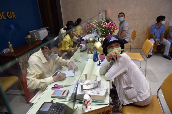 Mua bán mỗi lượng, ‘nhà vàng’ đang lời hơn 1 triệu? - Ảnh 1. Mua bán mỗi lượng, ‘nhà vàng’ đang lời hơn 1 triệu? - Ảnh 1.