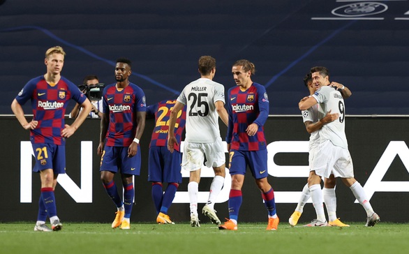 Thua 2-8 trước Bayern, đây là Barcelona tệ nhất trong lịch sử? - Ảnh 1. Thua 2-8 trước Bayern, đây là Barcelona tệ nhất trong lịch sử? - Ảnh 1.