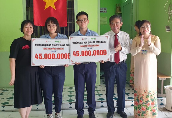 Hai kiện tướng quốc gia và quốc tế gia nhập HIU - Ảnh 1. Hai kiện tướng quốc gia và quốc tế gia nhập HIU - Ảnh 1.