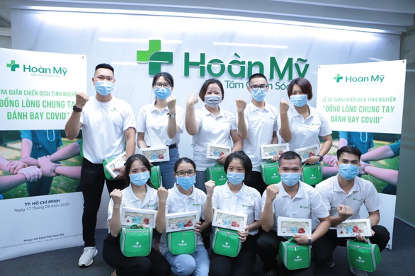 Hơn 100 nhân viên Tập đoàn Y khoa Hoàn Mỹ tình nguyện tham gia chống Covid-19 - Ảnh 1. Hơn 100 nhân viên Tập đoàn Y khoa Hoàn Mỹ tình nguyện tham gia chống Covid-19 - Ảnh 1.