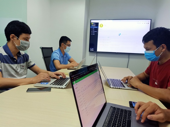 80% dân Đông Nam Á lạc quan tin mình an toàn khi online mùa dịch - Ảnh 1. 80% dân Đông Nam Á lạc quan tin mình an toàn khi online mùa dịch - Ảnh 1.