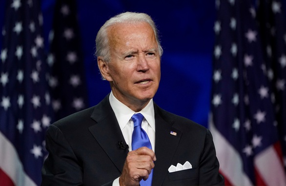 Ông Trump chỉ trích ông Biden ‘nói suông’ tại đại hội Đảng Dân chủ - Ảnh 2. Ông Trump chỉ trích ông Biden ‘nói suông’ tại đại hội Đảng Dân chủ - Ảnh 2.