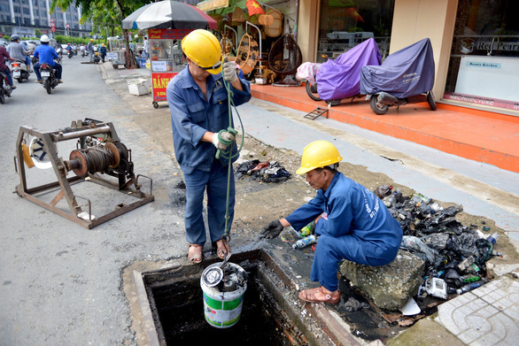 Về đề xuất thu phí thoát nước, Thủ tướng yêu cầu TP.HCM đánh giá kỹ - Ảnh 1.