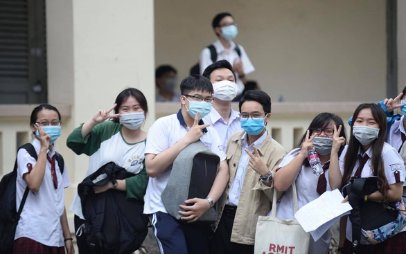 Điểm thi cao, điều chỉnh nguyện vọng để vào trường yêu thích - Ảnh 1. Điểm thi cao, điều chỉnh nguyện vọng để vào trường yêu thích - Ảnh 1.