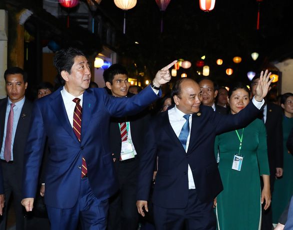 Mối thân tình Việt - Nhật khi ông Shinzo Abe làm thủ tướng - Ảnh 8. Mối thân tình Việt - Nhật khi ông Shinzo Abe làm thủ tướng - Ảnh 8.