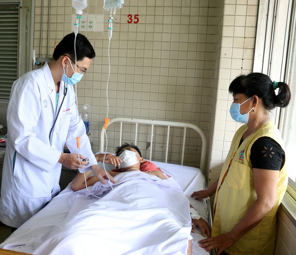 Nghi phạm chém đứt chân thiếu niên 15 tuổi ở Tây Ninh ra đầu thú - Ảnh 1. Nghi phạm chém đứt chân thiếu niên 15 tuổi ở Tây Ninh ra đầu thú - Ảnh 1.