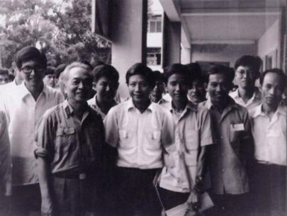 Giáo sư toán học Đặng Đình Áng qua đời ở tuổi 94 - Ảnh 2. Giáo sư toán học Đặng Đình Áng qua đời ở tuổi 94 - Ảnh 2.
