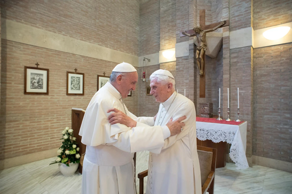 Cựu Giáo hoàng Benedict XVI đang rất yếu - Ảnh 1. Cựu Giáo hoàng Benedict XVI đang rất yếu - Ảnh 1.