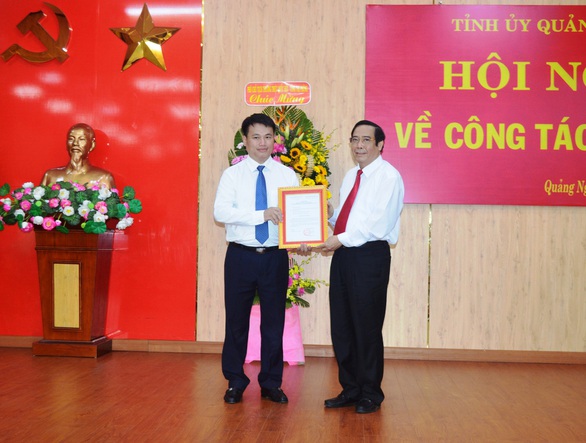 Bà Bùi Thị Quỳnh Vân làm bí thư, ông Đặng Ngọc Huy là phó bí thư Tỉnh ủy Quảng Ngãi - Ảnh 2. Bà Bùi Thị Quỳnh Vân làm bí thư, ông Đặng Ngọc Huy là phó bí thư Tỉnh ủy Quảng Ngãi - Ảnh 2.