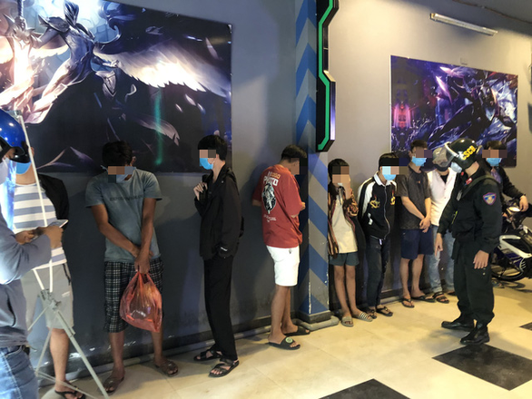 Tiệm game lén cho 11 học sinh, sinh viên chơi lúc giãn cách xã hội ở Đà Nẵng - Ảnh 1. Tiệm game lén cho 11 học sinh, sinh viên chơi lúc giãn cách xã hội ở Đà Nẵng - Ảnh 1.