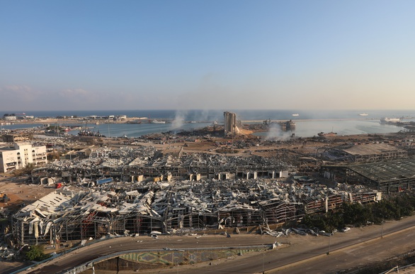 Nhân chứng vụ nổ ở Lebanon: Tôi bị thổi văng ra mấy mét - Ảnh 3. Nhân chứng vụ nổ ở Lebanon: Tôi bị thổi văng ra mấy mét - Ảnh 3.