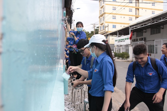 Thay áo mới cho những con hẻm - Ảnh 3. Thay áo mới cho những con hẻm - Ảnh 3.