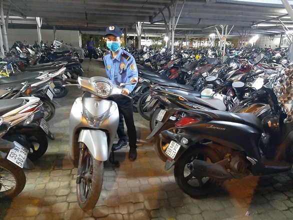 Tôi làm thợ đụng mà, đụng đâu làm đó, không lo thất nghiệp - Ảnh 3. Tôi làm thợ đụng mà, đụng đâu làm đó, không lo thất nghiệp - Ảnh 3.