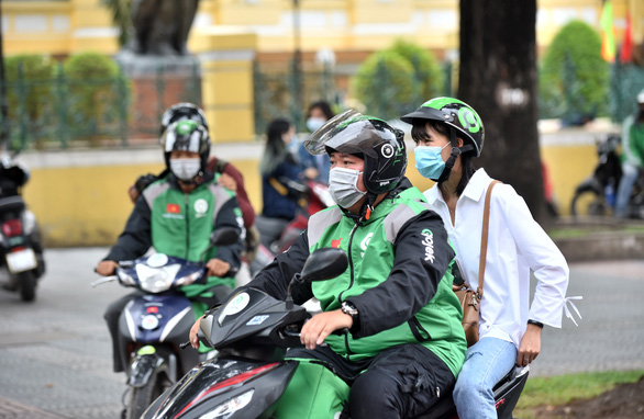 Gojek chính thức hoạt động tại Việt Nam: Tài xế vui vẻ, khách hàng hài lòng - Ảnh 4.
