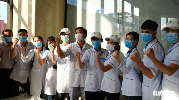 Đoàn y bác sĩ Bình Định đã đến Đà Nẵng sẵn sàng chi viện - Ảnh 1. Đoàn y bác sĩ Bình Định đã đến Đà Nẵng sẵn sàng chi viện - Ảnh 1.