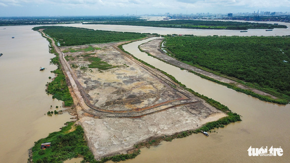 156ha đất công thành đất tư nhân, Saigontourist sai gì ở dự án Sài Gòn Gôn? - Ảnh 1.