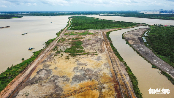 156ha đất công thành đất tư nhân, Saigontourist sai gì ở dự án Sài Gòn Gôn? - Ảnh 2.