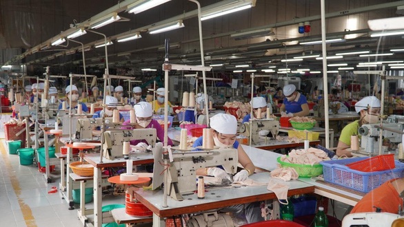 30.000 khẩu trang đến với người dân Đà Nẵng, Quảng Nam và các nhà báo - Ảnh 2. 30.000 khẩu trang đến với người dân Đà Nẵng, Quảng Nam và các nhà báo - Ảnh 2.