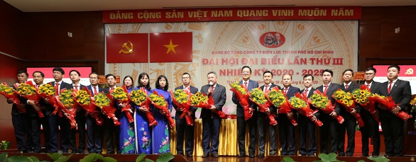 EVNHCMC nâng cao chất lượng cung ứng điện và dịch vụ khách hàng - Ảnh 2. EVNHCMC nâng cao chất lượng cung ứng điện và dịch vụ khách hàng - Ảnh 2.